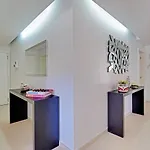 Apartment Victoria Garden
