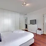 Victoria Garden Apartment *